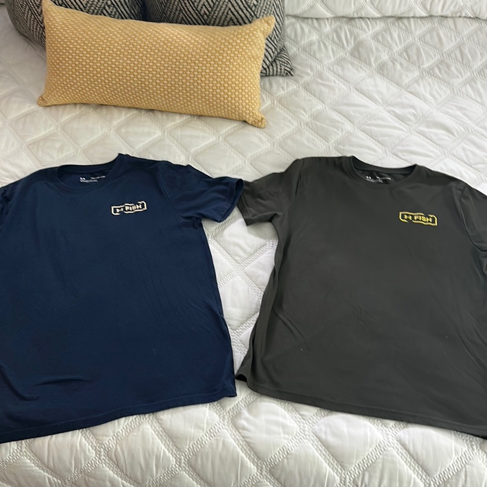 Lot of (2) size XL Under Armour fishing shirts in good condition.